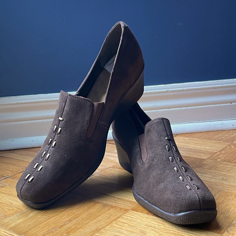 Brown Suede Cushion Walk Wedge Shoes